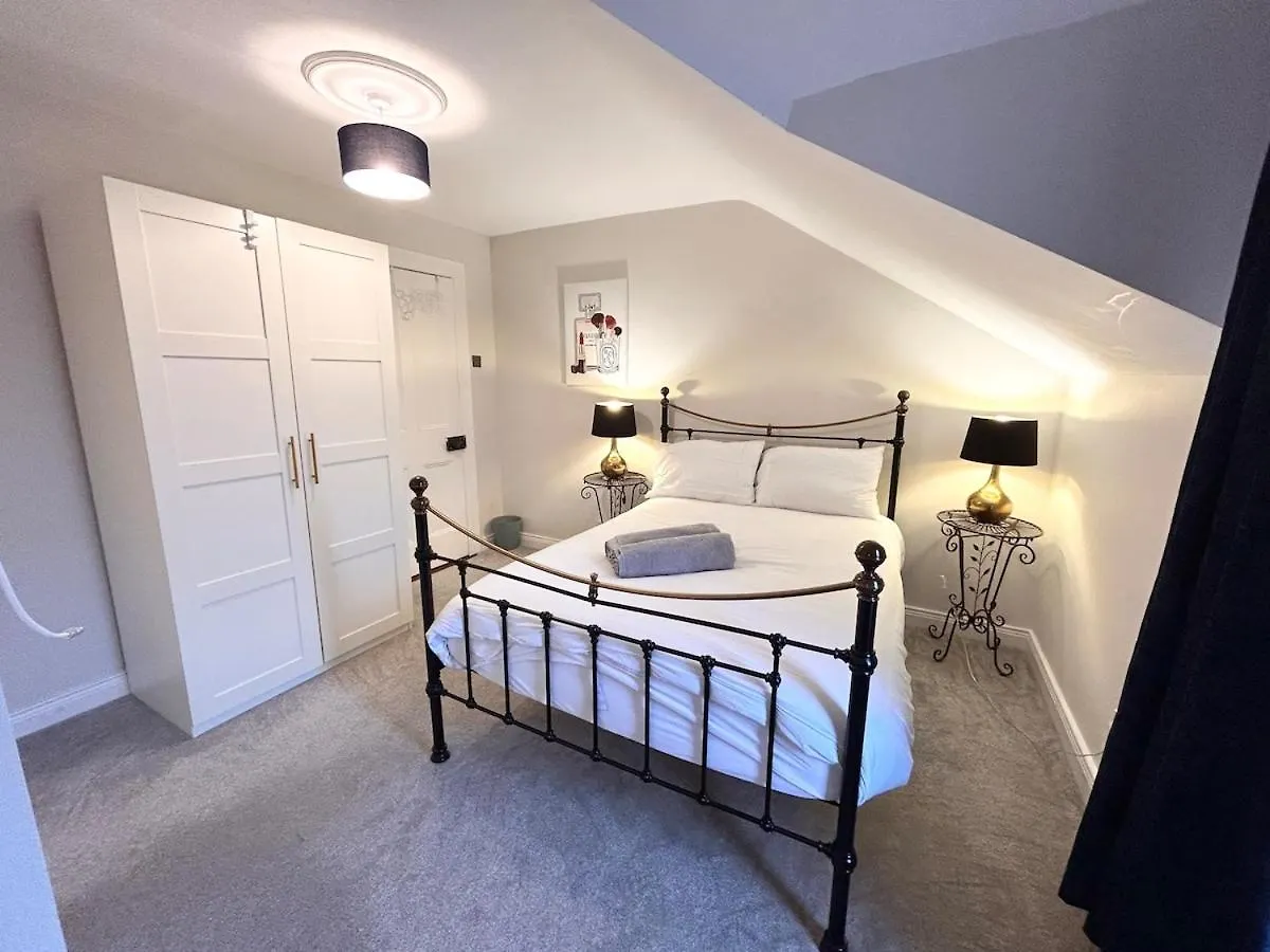Luxurious, Newly Renovated, Victorian Home Belfast